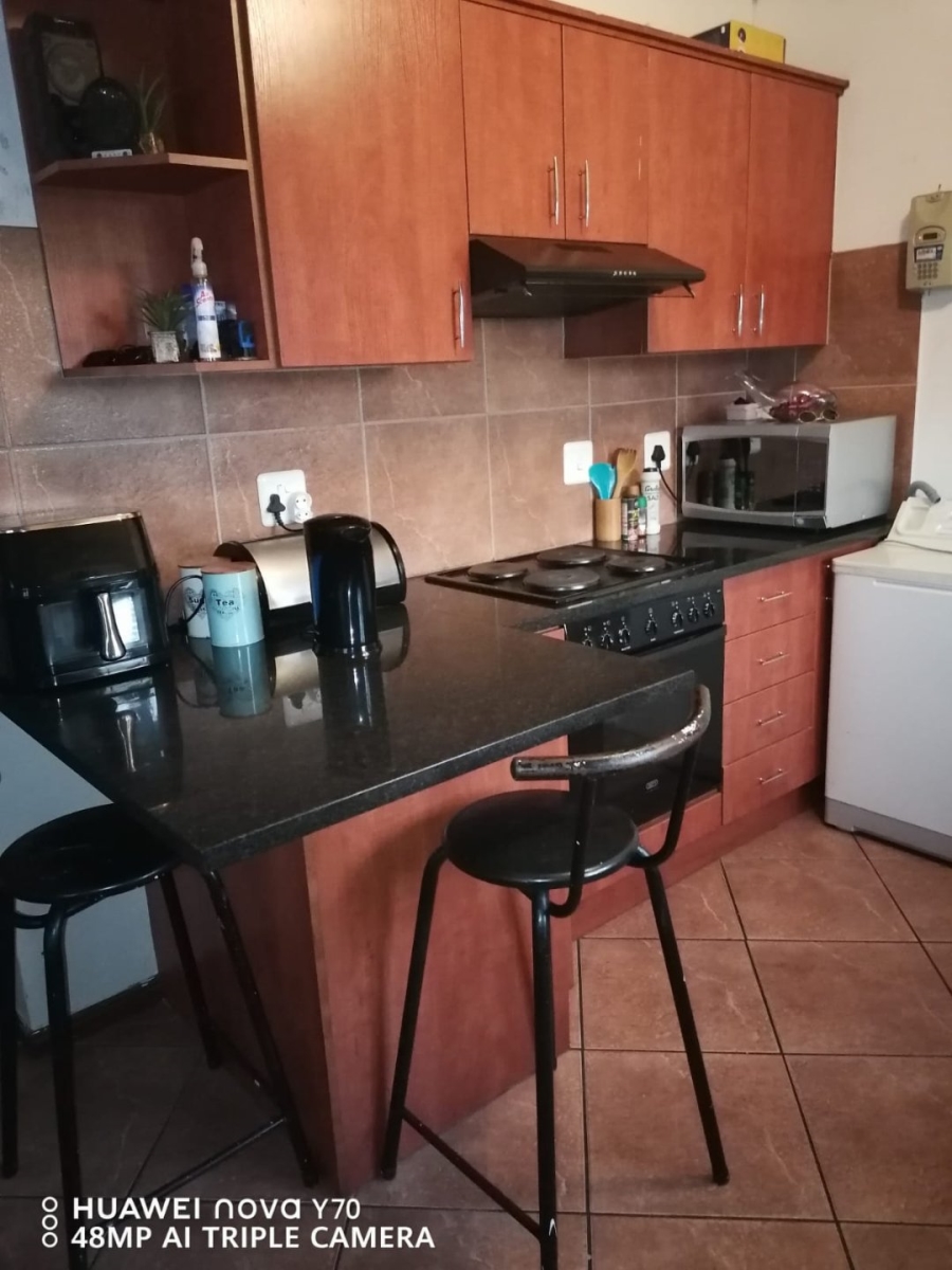 2 Bedroom Property for Sale in Hagley Western Cape
